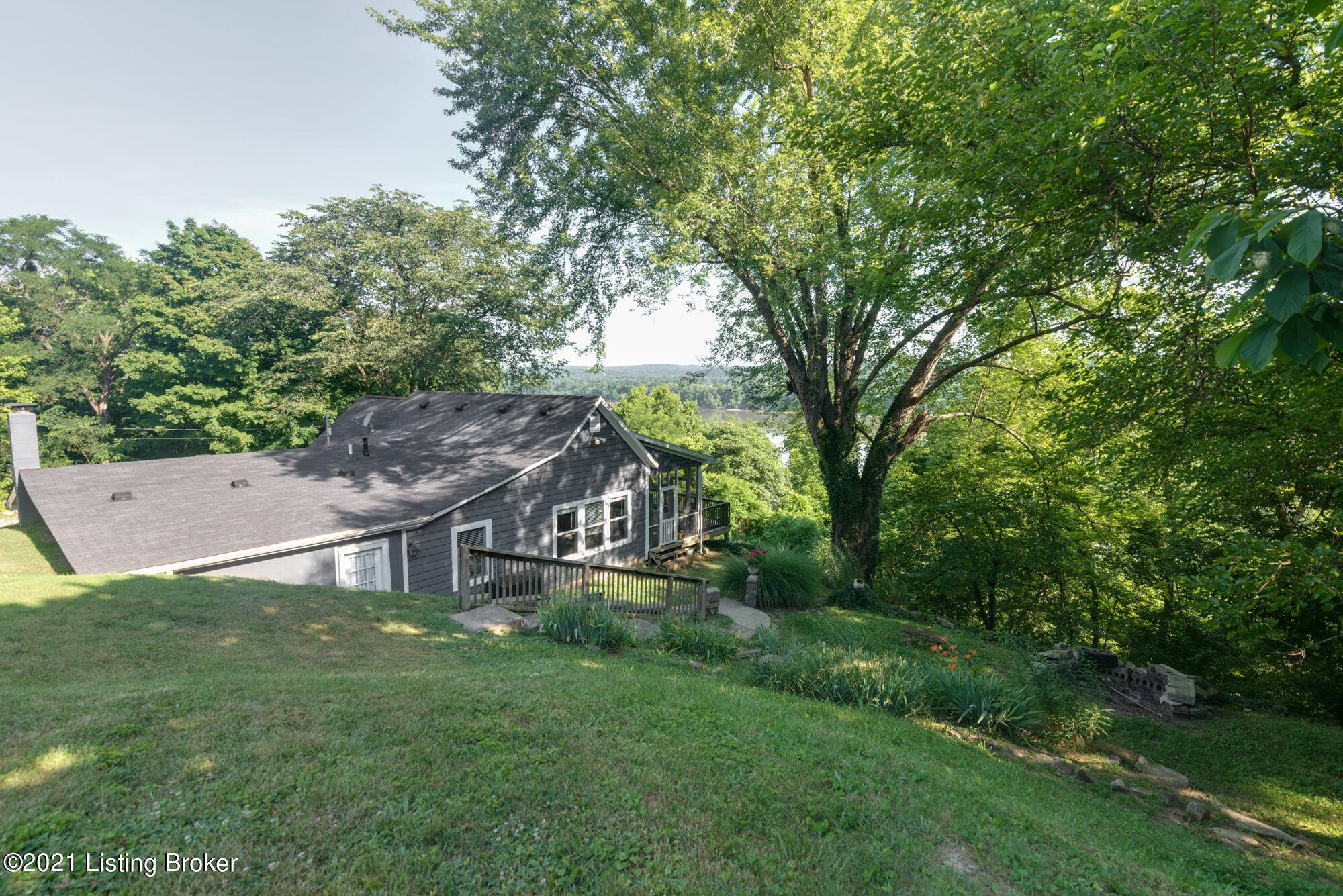 Brandenburg, KY 40108,140 Point St