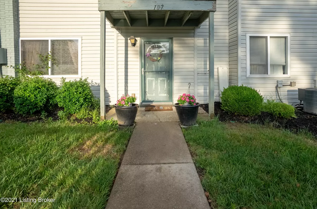 Louisville, KY 40218,4208 Wisteria Landing Cir #107