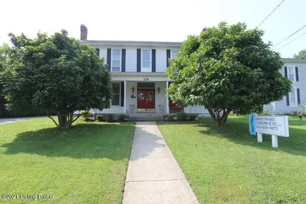236 E Woodford St, Lawrenceburg, KY 40342