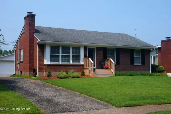 3718 Greenwich Rd, Louisville, KY 40218