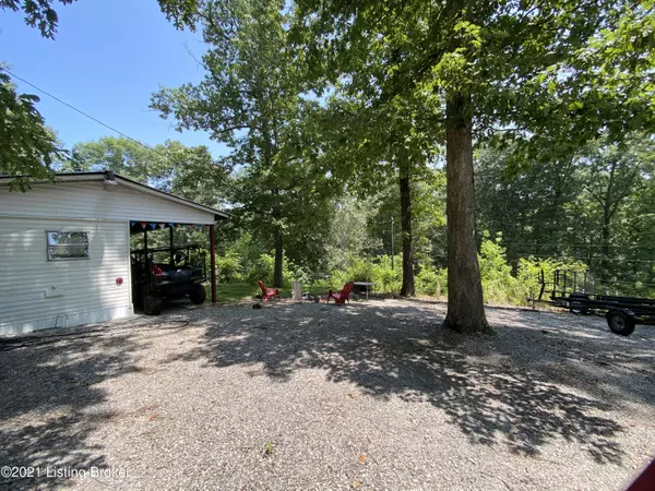 Leitchfield, KY 42754,435 Trailwoods Ln