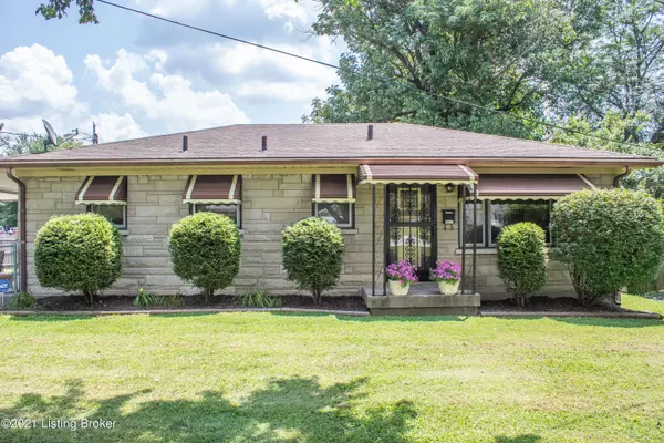 4823 Dover Rd,  Louisville,  KY 40216