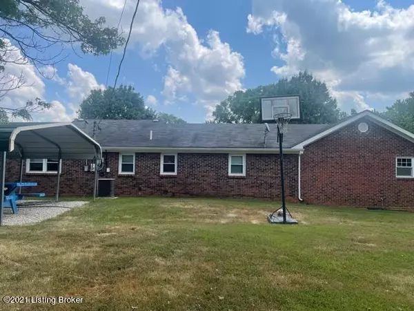 Upton, KY 42784,2627 LUCAS GROVE Rd