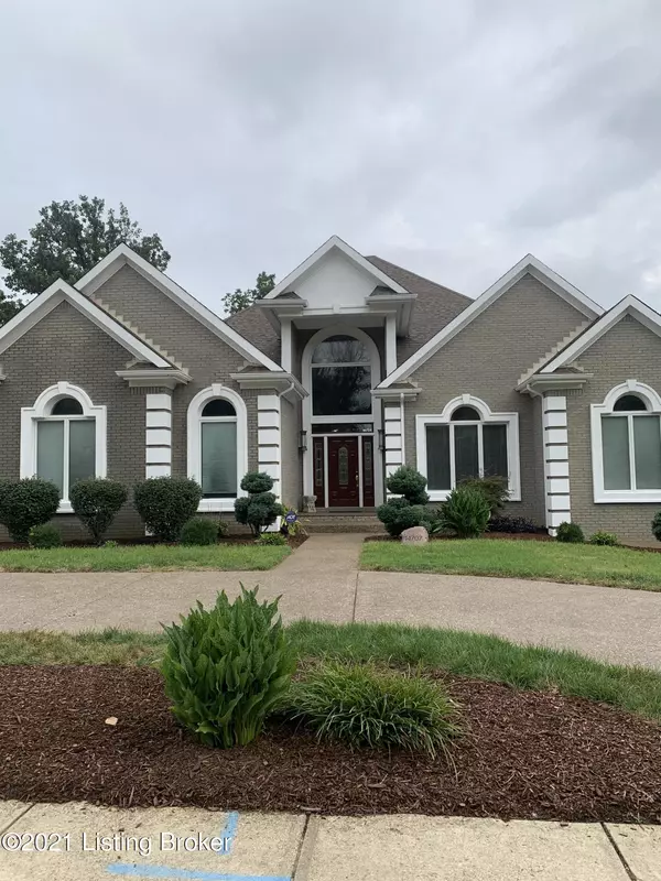 14707 Forest Creek WAY, Louisville, KY 40245