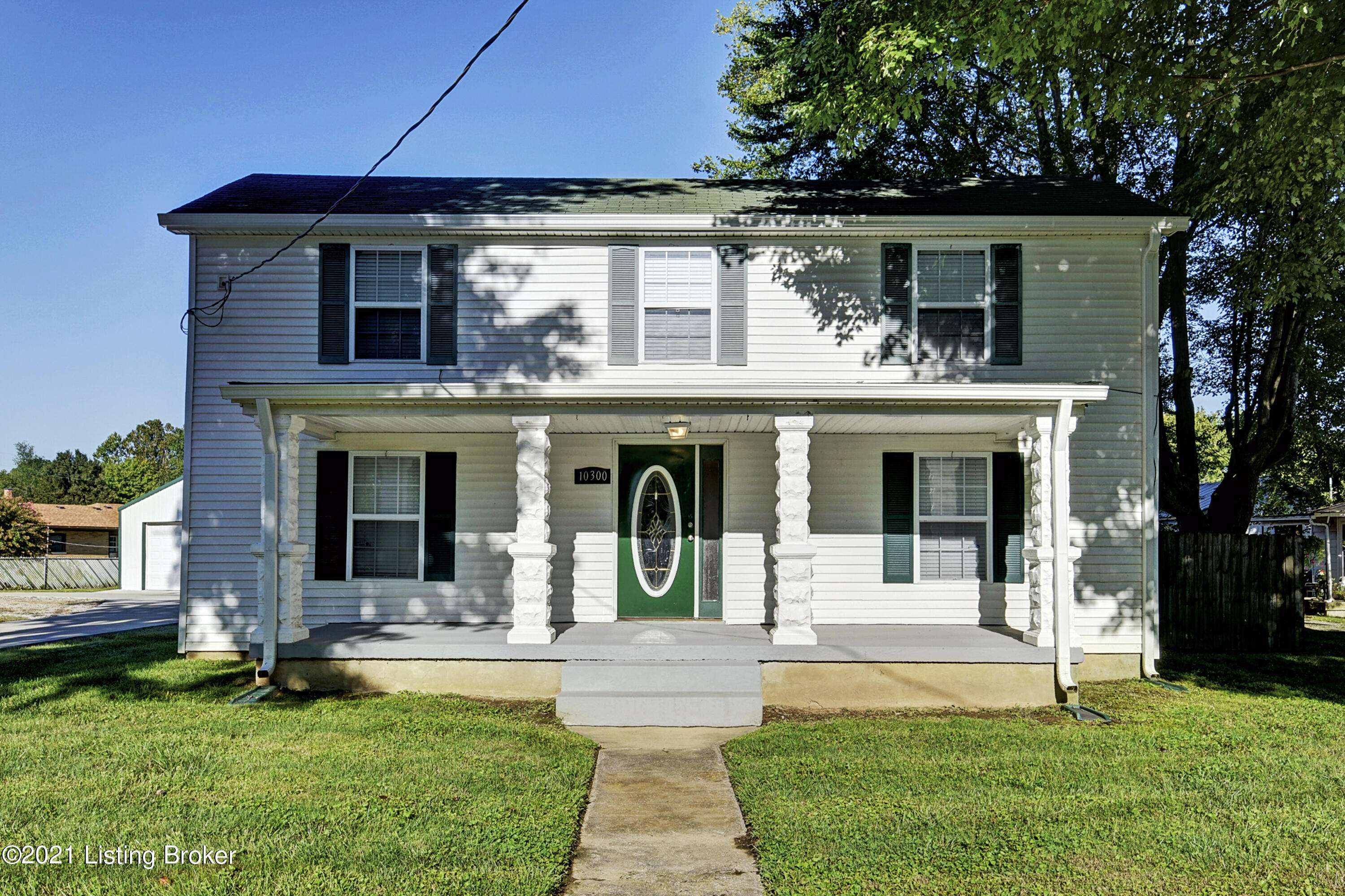 10300 Mitchell Hill Rd, Fairdale, KY 40118