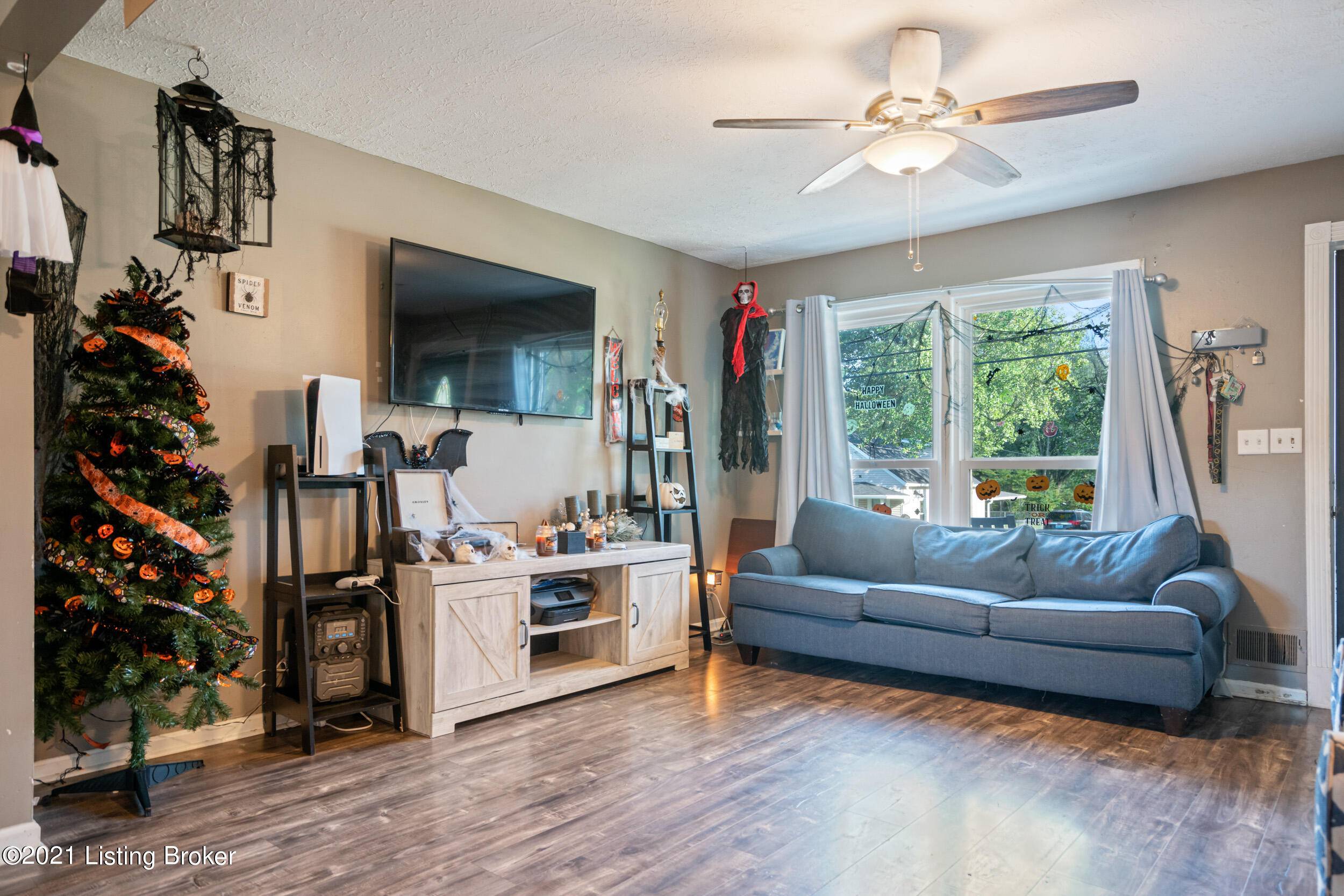 Louisville, KY 40214,825 Iroquois Ave