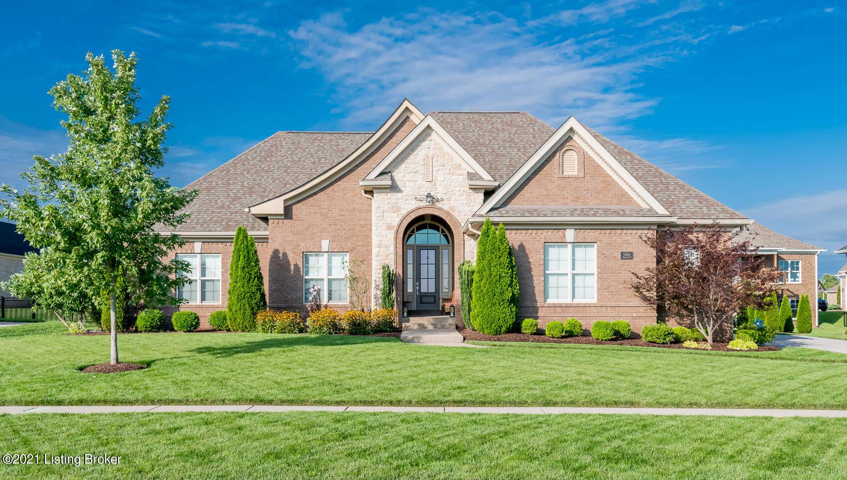 5801 Sumner Pl, Crestwood, KY 40014