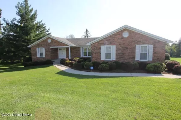1144 Westwood Dr, Lawrenceburg, KY 40342