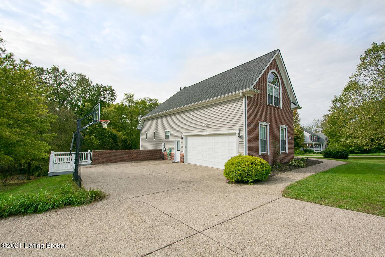 Crestwood, KY 40014,6910 Chimney Hill Rd