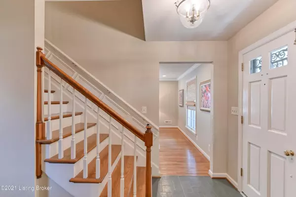 Louisville, KY 40222,1923 Crossgate Ln