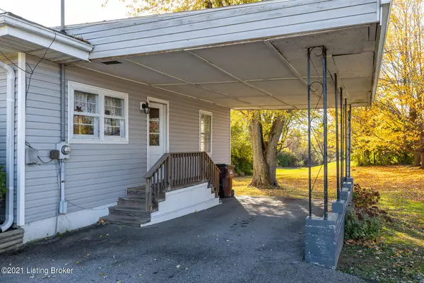 Eminence, KY 40019,517 W Broadway