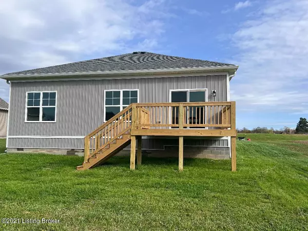 Eminence, KY 40019,51 Meadow Dr