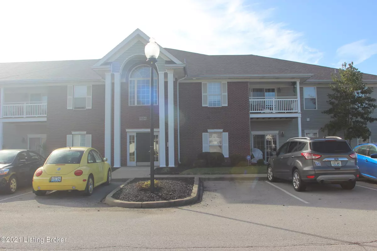 Louisville, KY 40229,9604 Preston Spring Dr #104