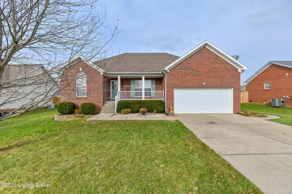 104 N Country Dr, Shelbyville, KY 40065