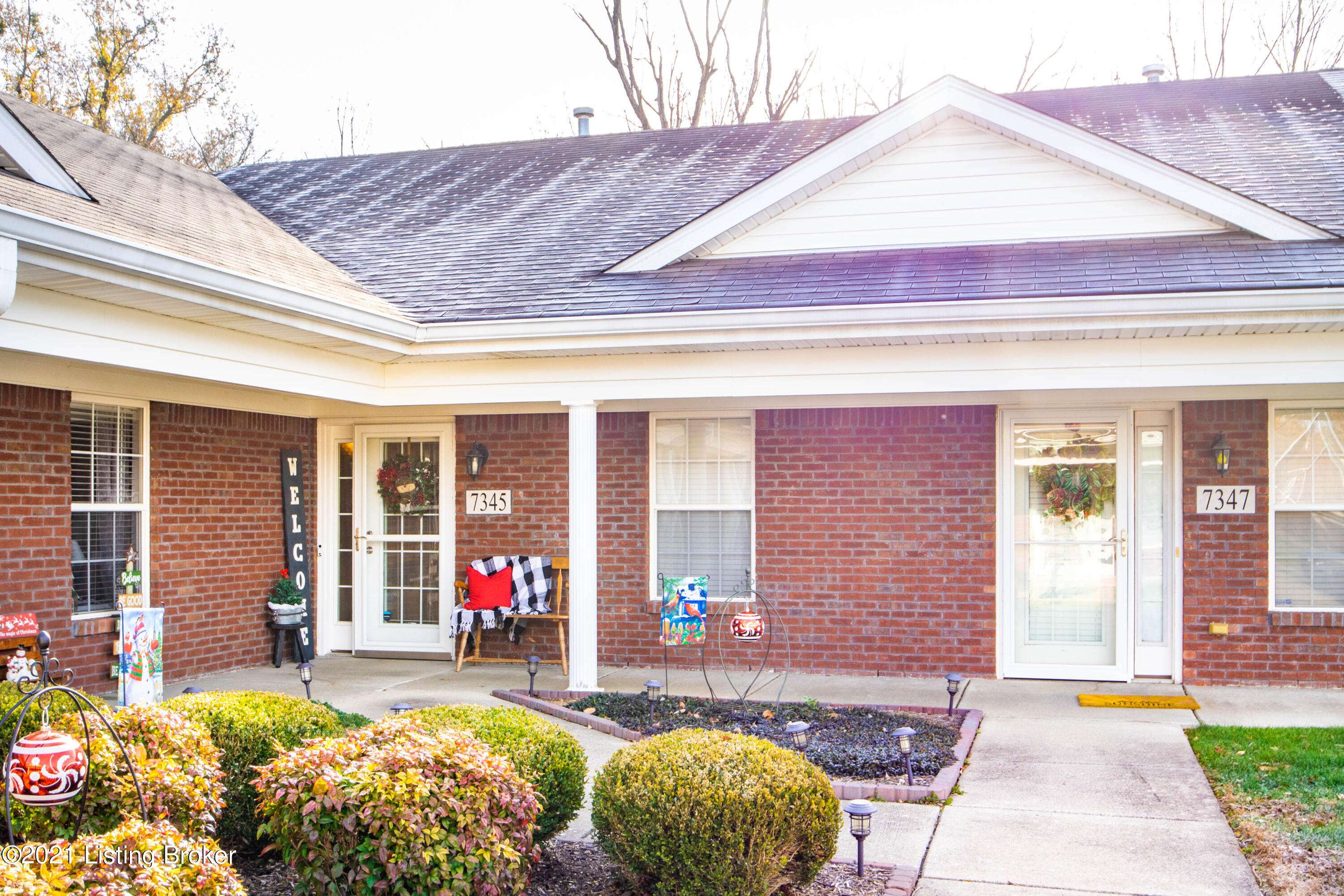 Louisville, KY 40228,7345 Fox Hollow WAY