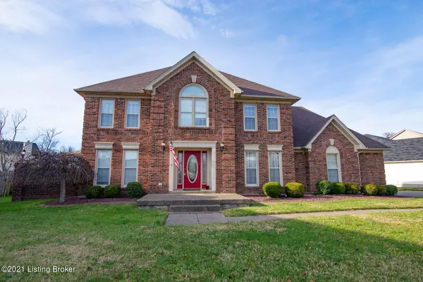 10500 Waycross Ave, Louisville, KY 40229