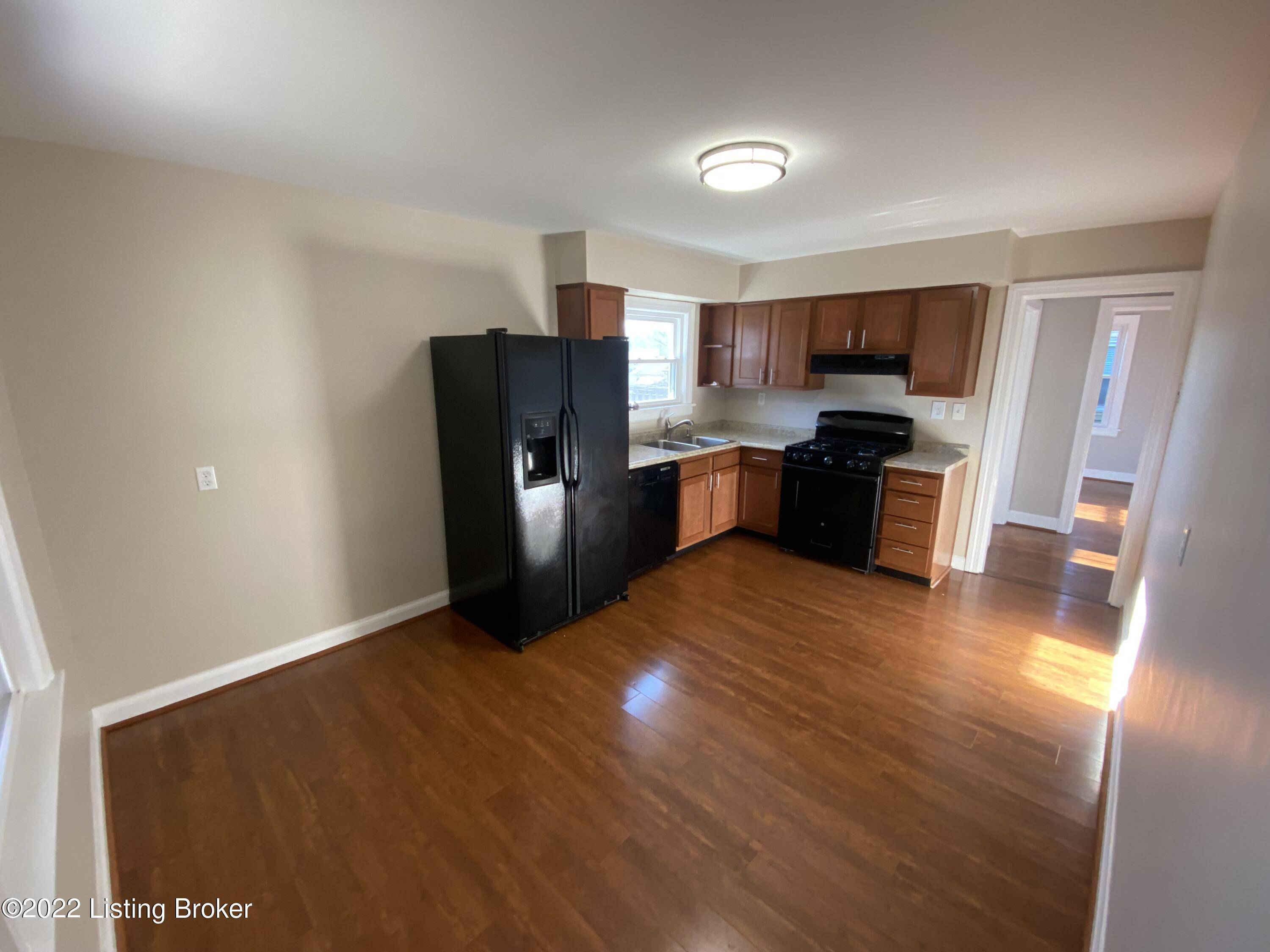 Louisville, KY 40214,5504 Westhall Ave