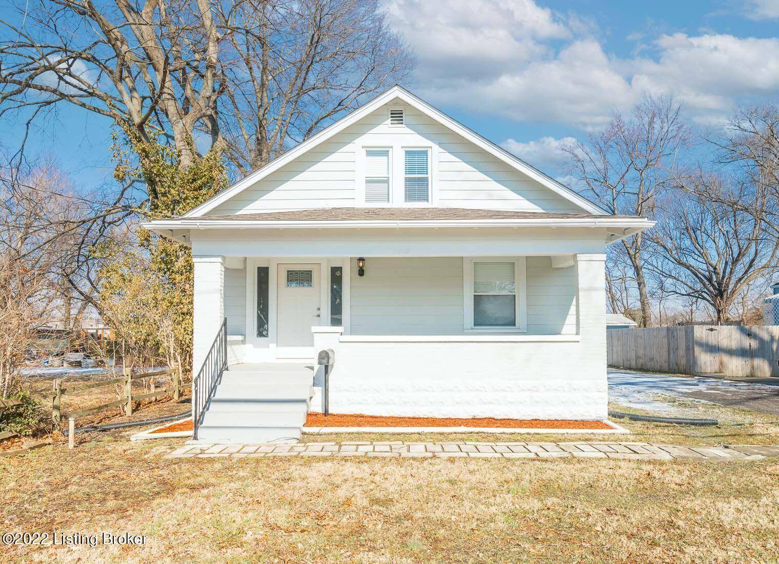 4015 Blanton Ln, Louisville, KY 40214