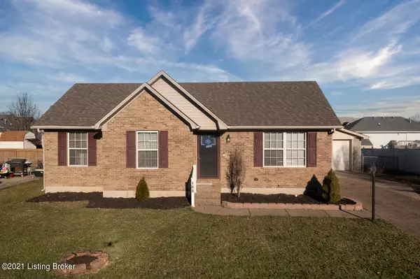 152 White Blossom Dr, Shepherdsville, KY 40165