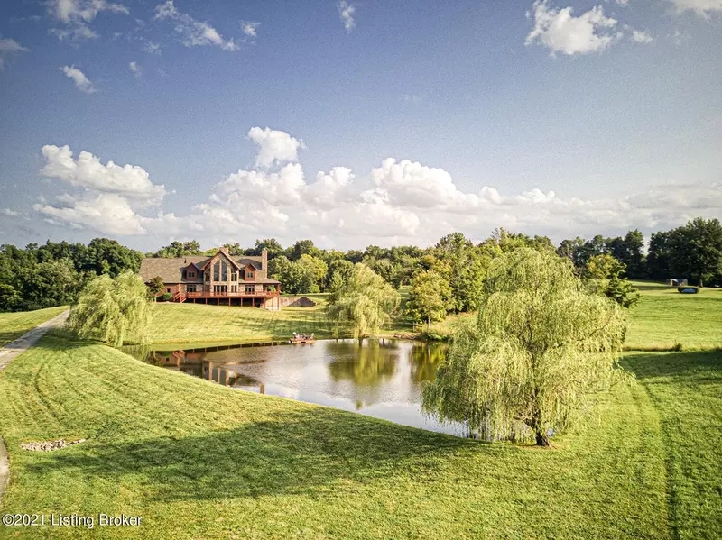 2555 Fisherville Rd, Finchville, KY 40022