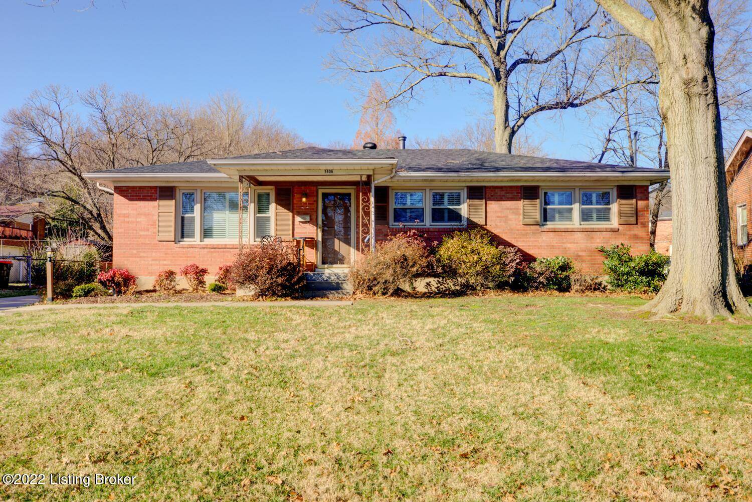 7406 Arapaho Dr, Louisville, KY 40214