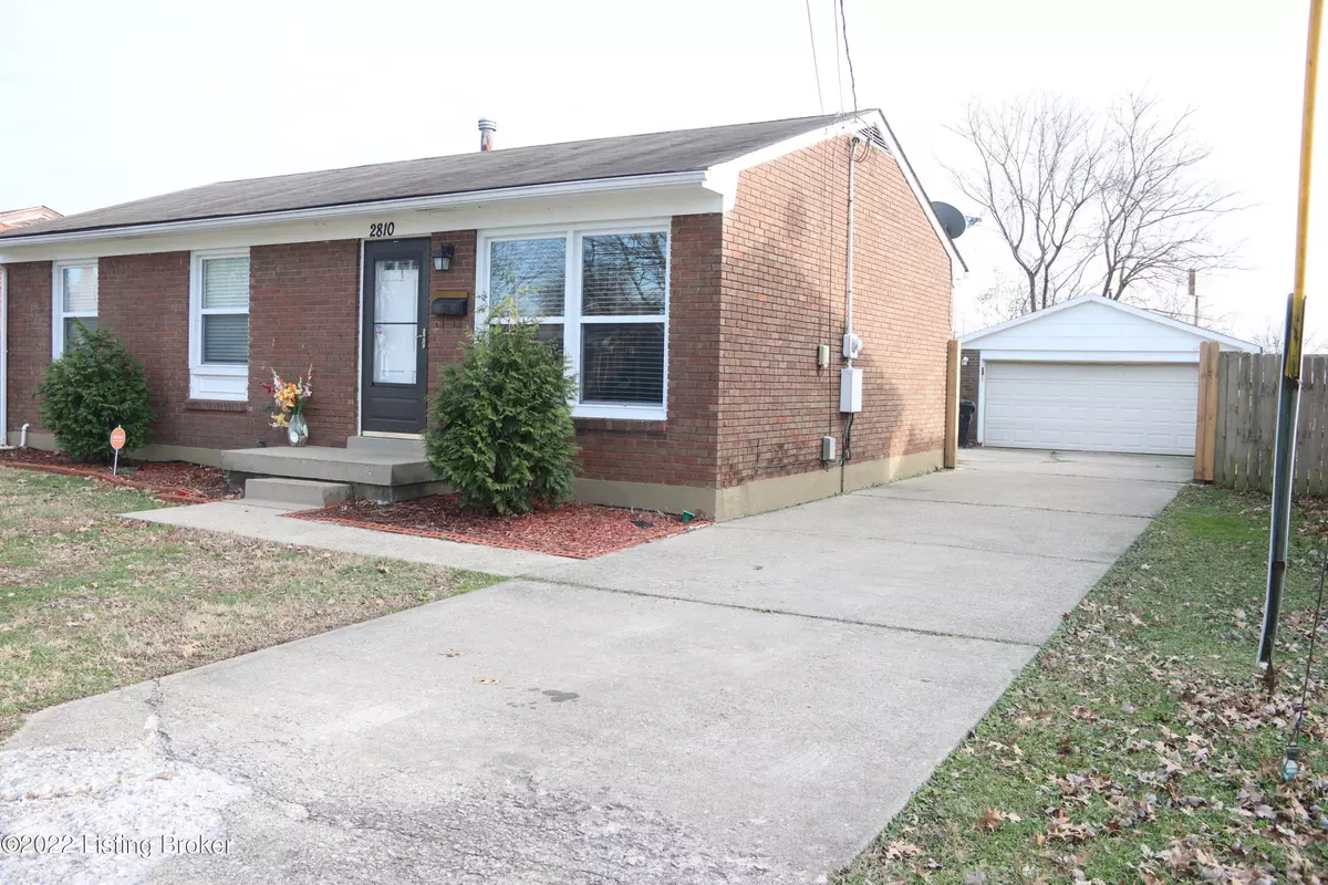 Louisville, KY 40213,2810 Whitlock St