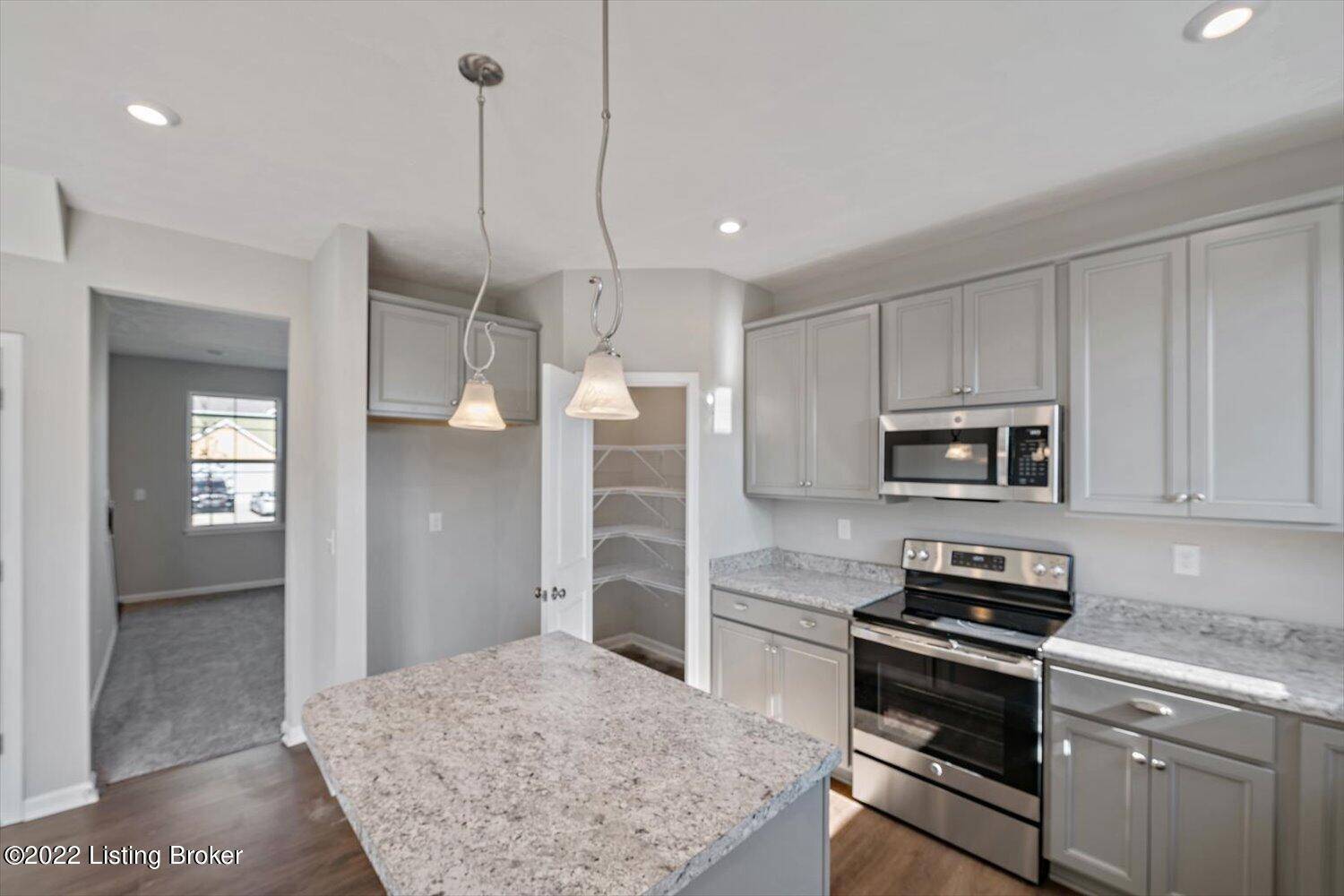 Mt Washington, KY 40047,518 Williamsburg Dr