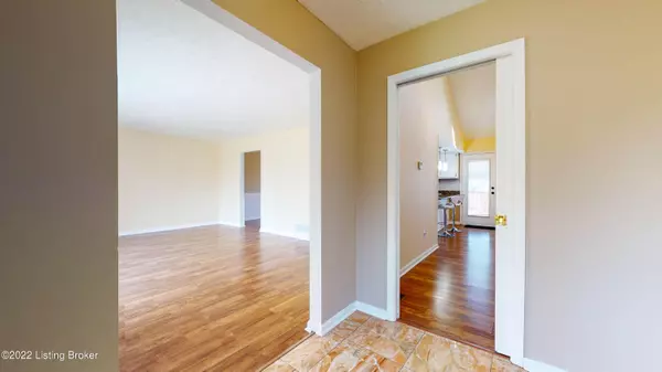 Louisville, KY 40214,7101 Cape Cod Ct