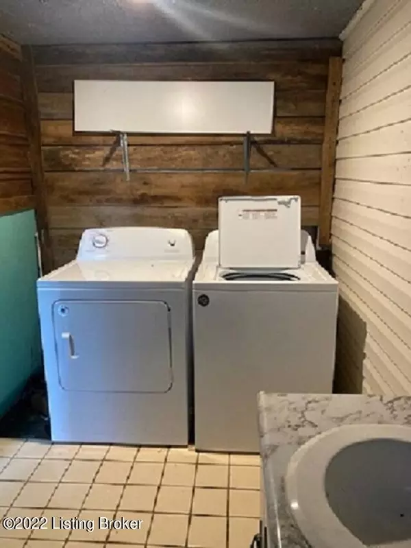 Leitchfield, KY 42754,10878 Anneta Rd