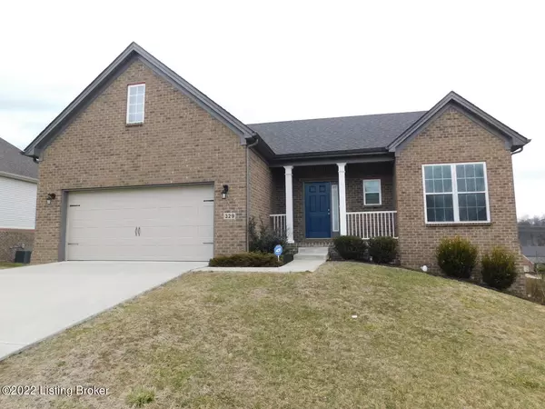 329 White Cliffs Ln, Frankfort, KY 40601