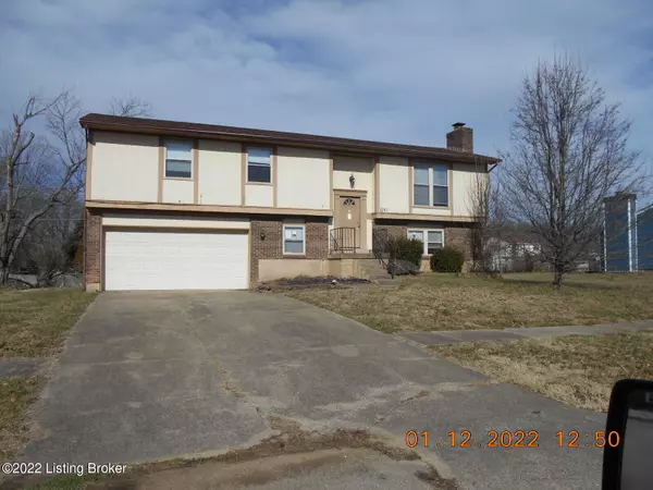 1249 Senate Cir, Radcliff, KY 40160