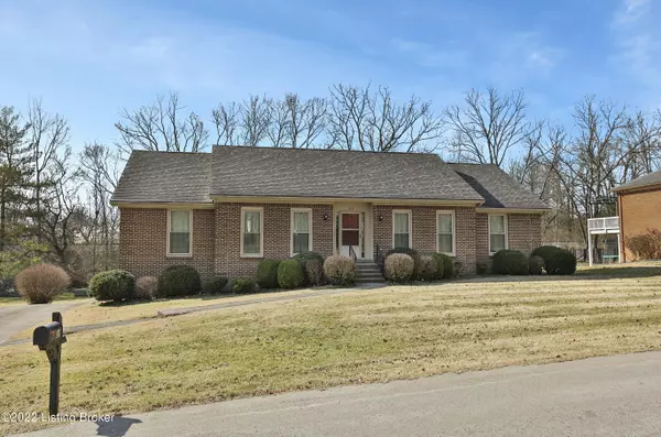 36 Cherokee Dr, Shelbyville, KY 40065