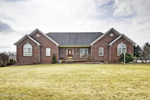 4718 Sunny Hill Dr, Crestwood, KY 40014