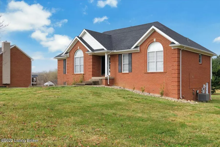 4904 Sycamore Run Dr, La Grange, KY 40031