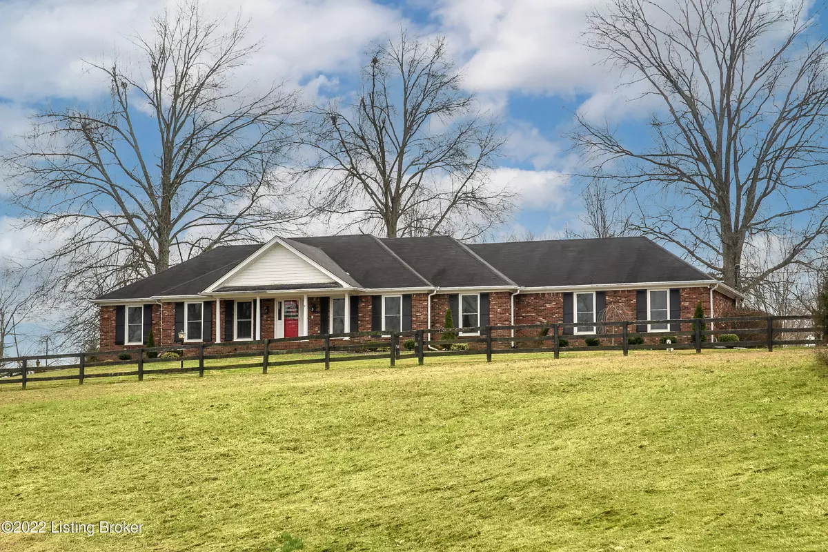 Crestwood, KY 40014,5402 Barberry Cir