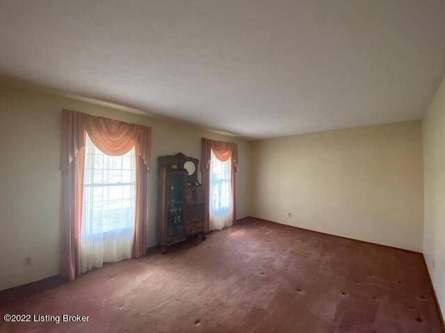 Bardstown, KY 40004,109 Dogwood Dr