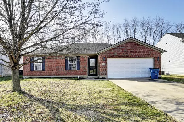 9819 Brooks Bend Rd, Louisville, KY 40258