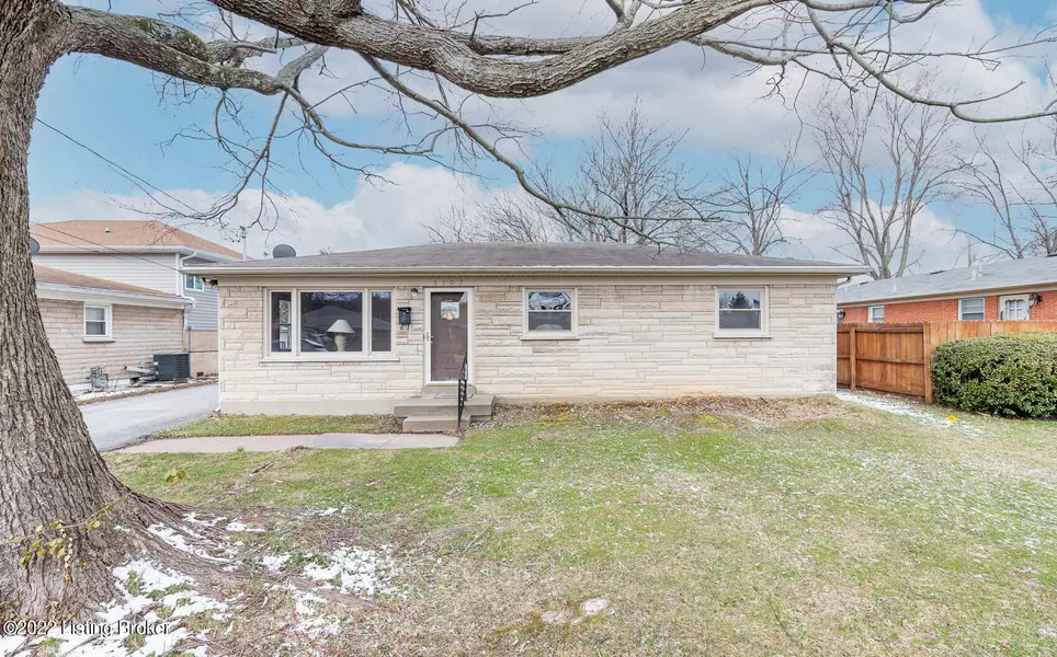 6102 Gloria Ln, Louisville, KY 40213