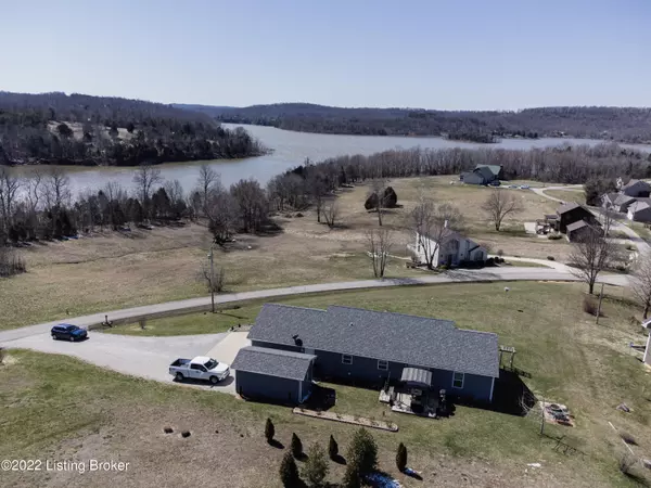 940 Sandy Beach Ln, Mcdaniels, KY 40152