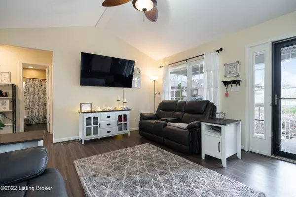 Louisville, KY 40228,6908 Norlynn Dr