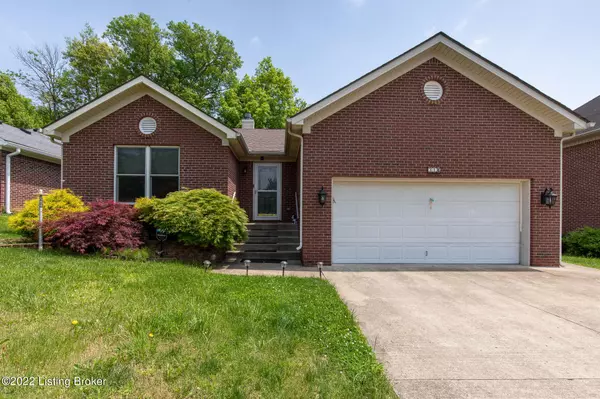 316 River Edge Dr, Shepherdsville, KY 40165