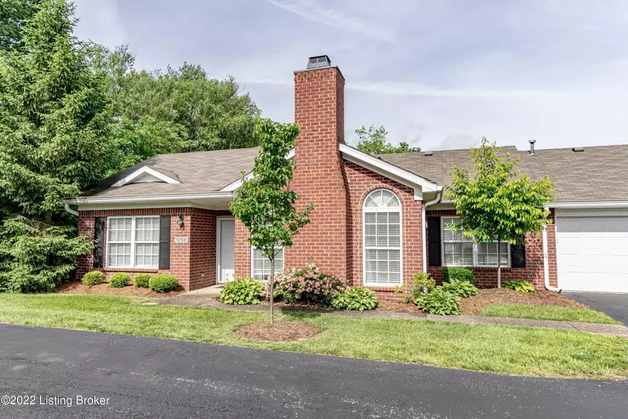 9702 Heidelberg Ct, Louisville, KY 40291