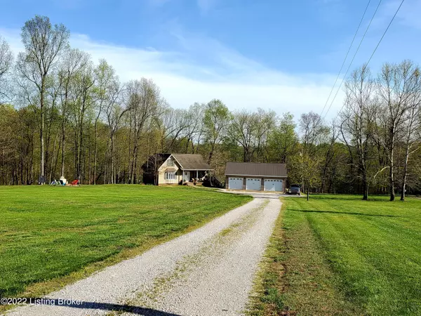 157 Lake View Ln, Mcdaniels, KY 40152