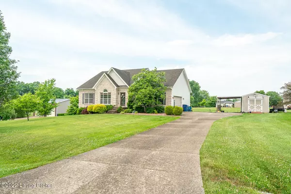 2904 Hollow Oak Dr, Crestwood, KY 40014