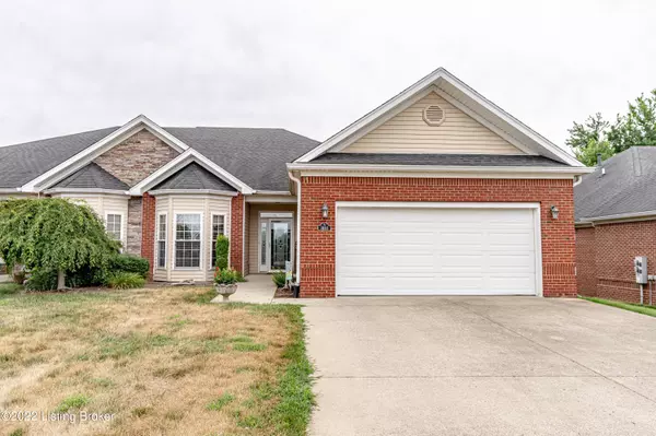 7403 Autumn Trace Dr, Louisville, KY 40214