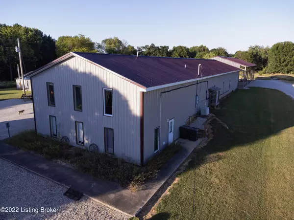 Hardinsburg, KY 40143,113 North Hardin St