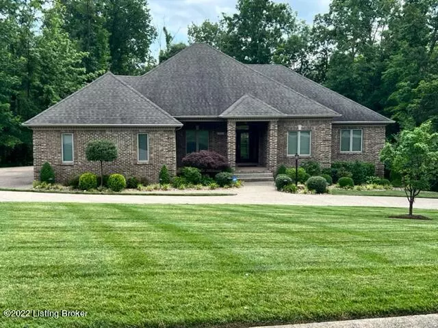 113 Cherry Hills Ln, Louisville, KY 40245