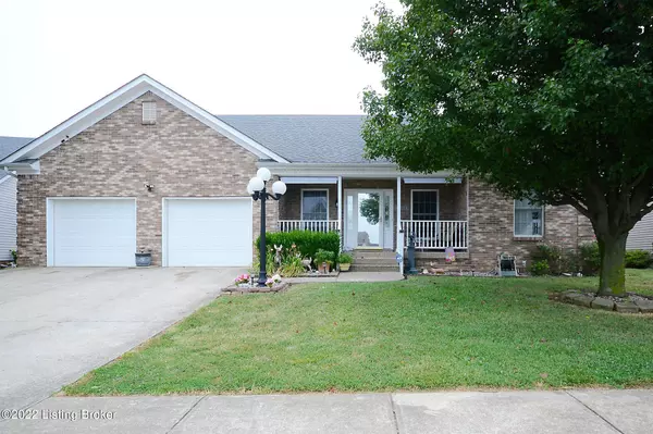 3008 Squire Cir, Shelbyville, KY 40065