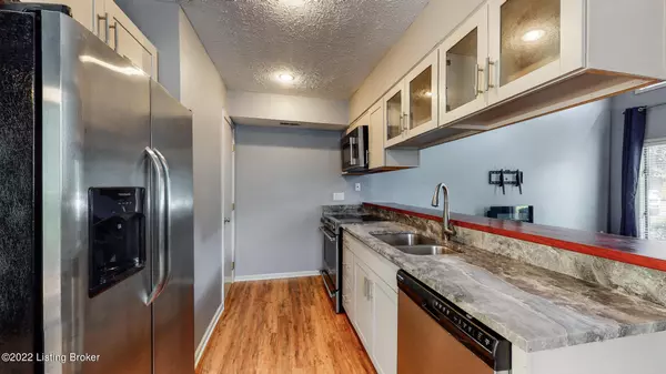 Louisville, KY 40206,312 Crescent Spring Dr