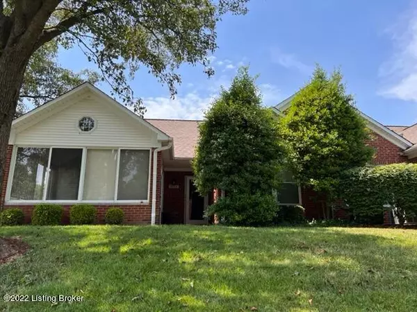 Louisville, KY 40222,8224 Saint Andrews Village Dr